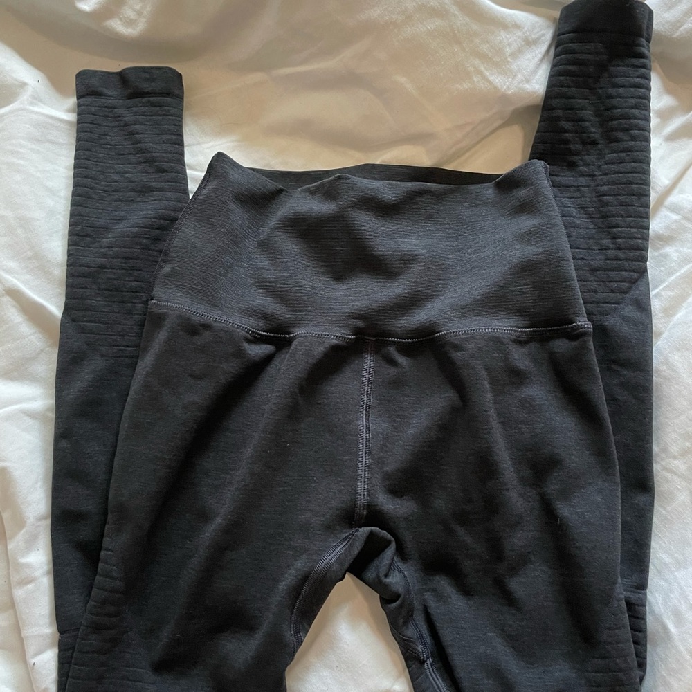 Alphalete og revivals leggings
